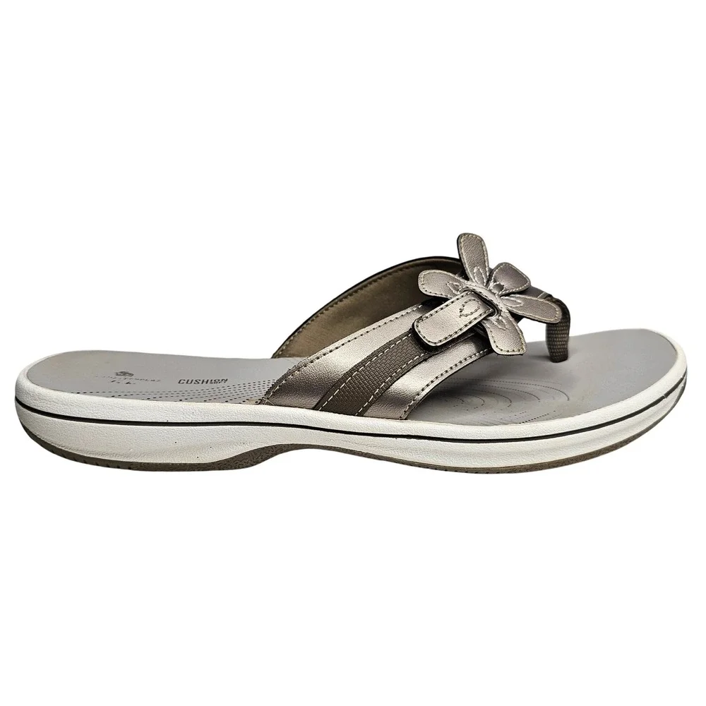 Clarks Cloudsteppers Women 10 Pewter Arla Glitz Flip Flop Sandals Floral